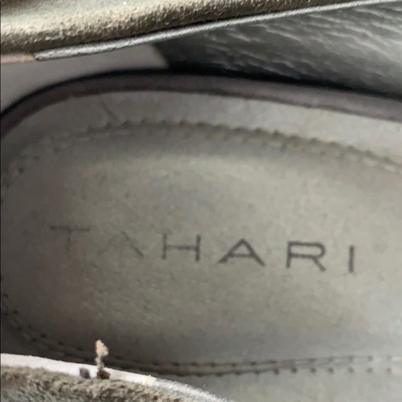 Tahari Sophia Shoe Gray Suede Heel - Picture 6 of 7